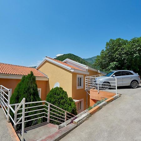 Apartments Villa Relax Petrovac Luaran gambar