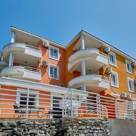 Apartments Villa Relax Petrovac Luaran gambar