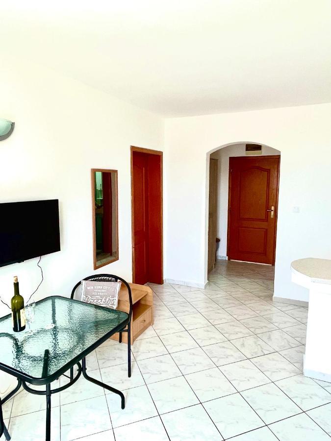 Apartments Villa Relax Petrovac Luaran gambar