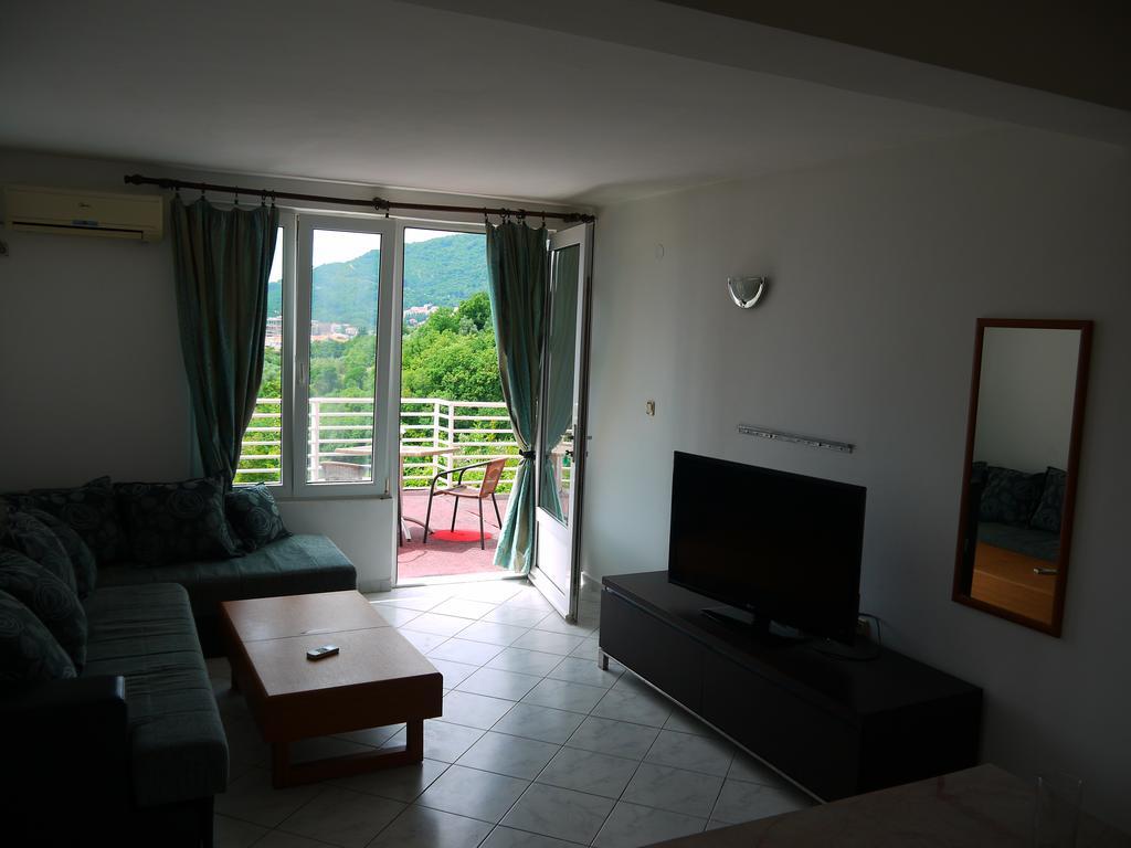 Apartments Villa Relax Petrovac Luaran gambar